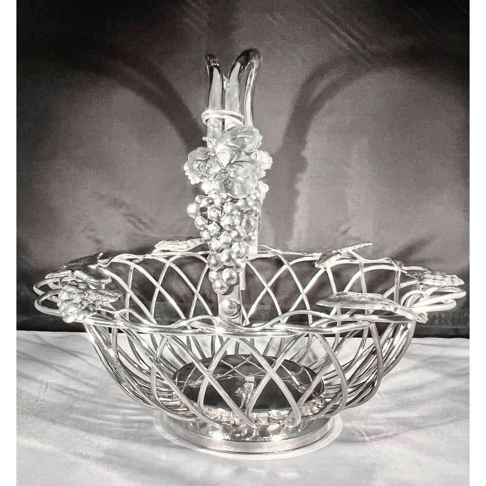 Godinger Silverplate Wire Basket w/ Handle, Grape Pattern, Victorian Style 12”